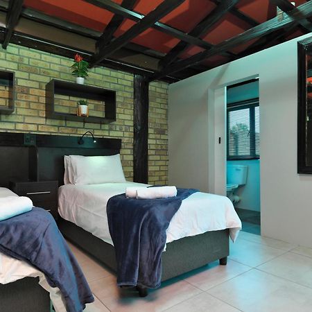 Royal Palms Guest House Port Elizabeth Exterior photo