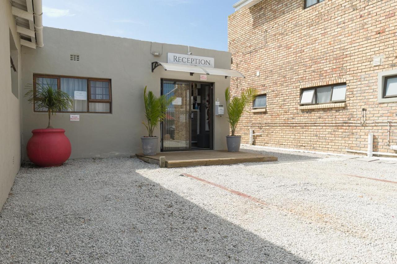 Royal Palms Guest House Port Elizabeth Exterior photo