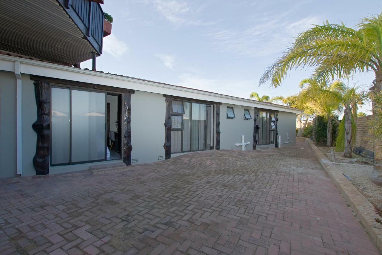 Royal Palms Guest House Port Elizabeth Exterior photo